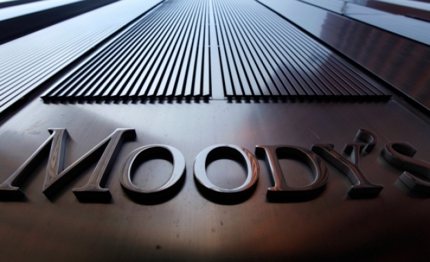 Moody's завиши прогнозата си по кредитния рейтинг на ЕС
