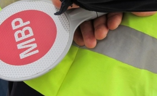 Полицаят с подкупа даде показания