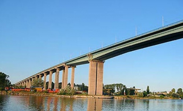 Ремонтът на Аспаруховия мост във Варна започва 