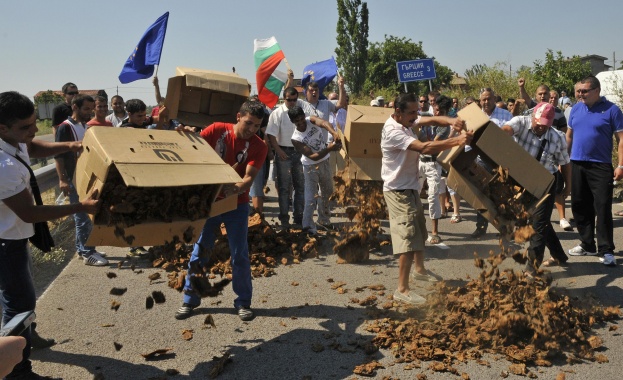 Тютюнопроизводители и животновъди излизат на нов протест в петък