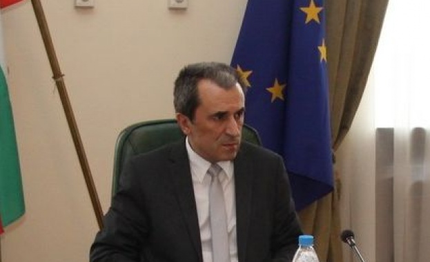 Орешарски: Иска ми се да има коледни добавки за пенсиите