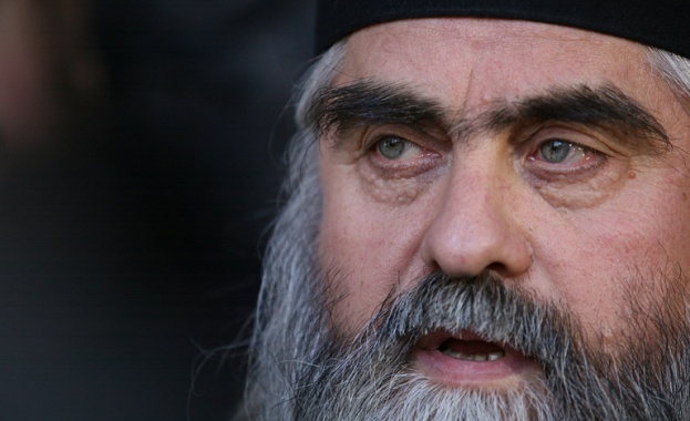 Богослов: Тайните служби предупредили дядо Кирил, че се готви покушение срещу него 