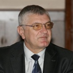 Петър Кънев: Няма да наливаме пари във фалирали фирми