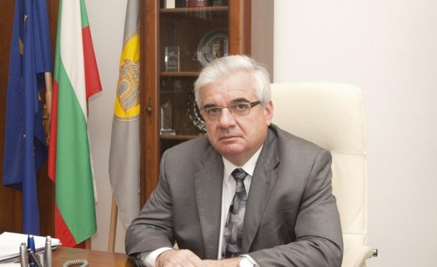 Откраднаха стоманени греди от моста край село Ясен