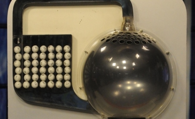 Джакпотите оцеляха