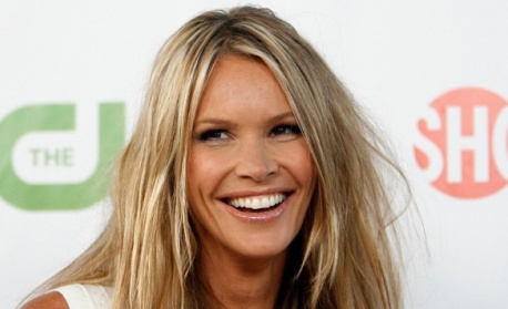 В супер форма на 62: Ел Макферсън не остарява