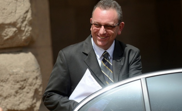 Стоянович: Зад мен няма никой, който да ми диктува