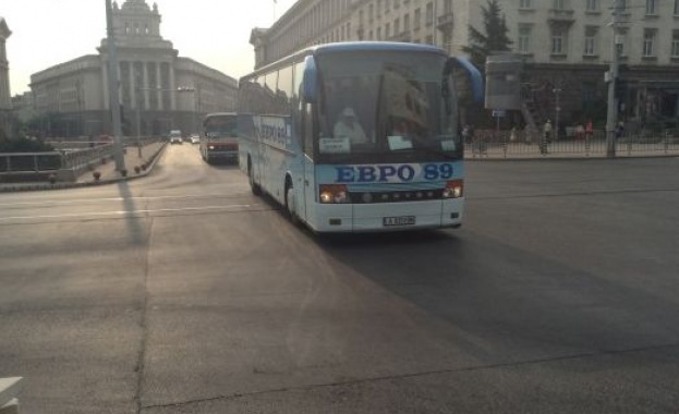 Шест автобуса тръгват от Смолян в подкрепа на протеста на БСП 