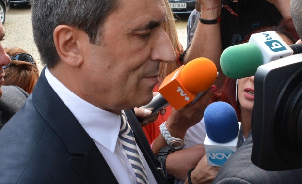 Орешарски: Централната власт е призвана да подпомага