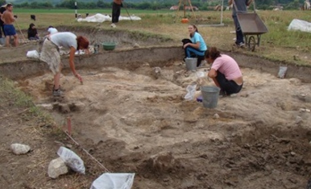 Археолози започват разкопки на средновековна църква в Родопите