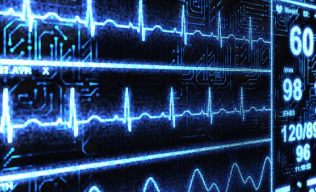 Мъж почина пред сградата на Операта в София