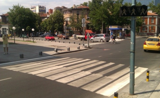 Пътната полиция започва акция срещу пешеходците пресичащи неправилно в населените