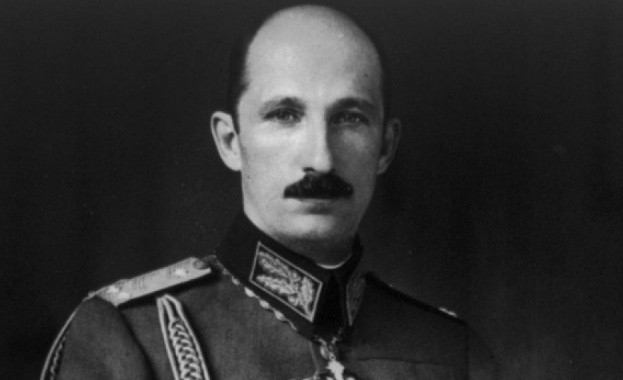 Владетел близо до хората пронацистки монарх или обединител 130 години