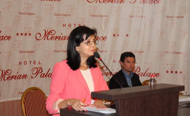 М. Кунева с отговор на запитването на Румен Петков във връзка със закона за борба с корупцията