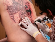 Татуировките увреждат имунитета и могат да намалят ефективността на ваксините, показва проучване