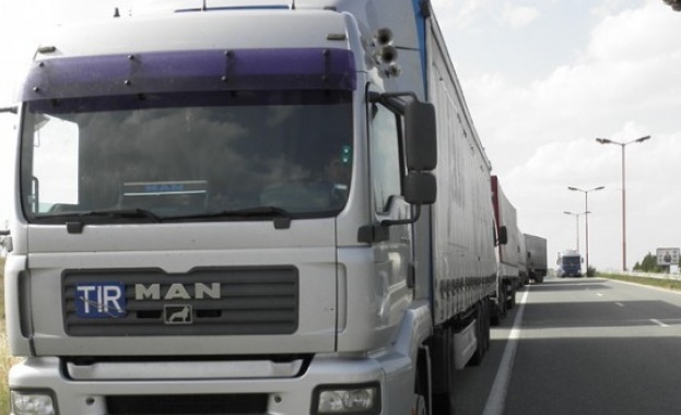 Български шофьори бедстват в Братислава 