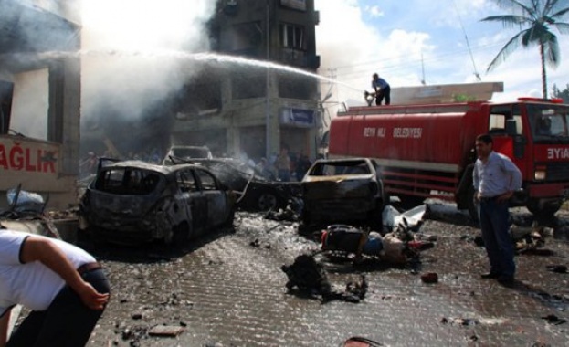 „Ислямска държава” уби с коли бомби най-малко 23 души край Мосул