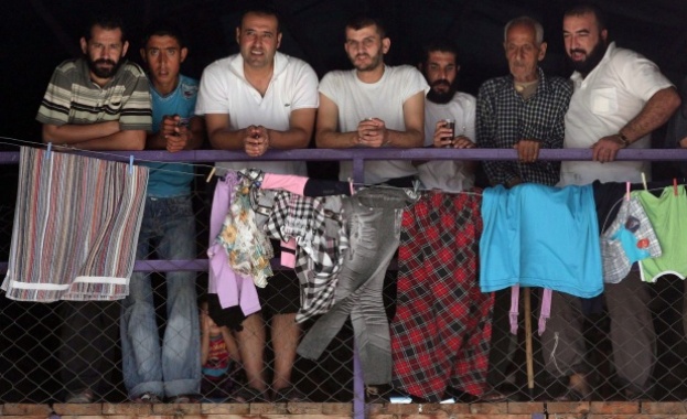 Започна раздаването на паричните помощи за бежанци