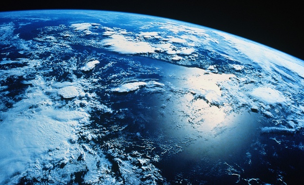 Епичен таймлапс документира една година на Земята