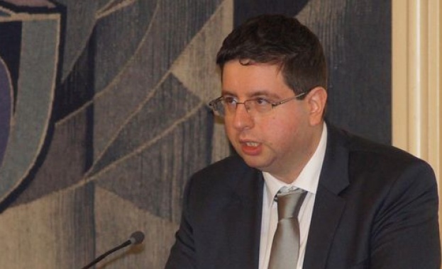 Чобанов: Въвеждат се няколко режима на капиталови буфери