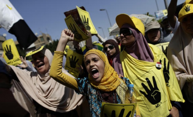 Двама поддръжници на "Мюсюлмански братя" убити при сблъсъци с полицията 