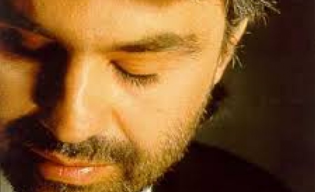 Андреа Бочели отказа да пее за Тръмп