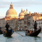 Венеция въведе входна такса за всеки турист