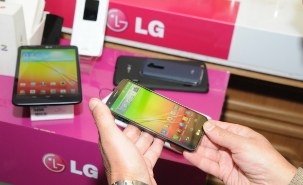 LG G2 вече и в България