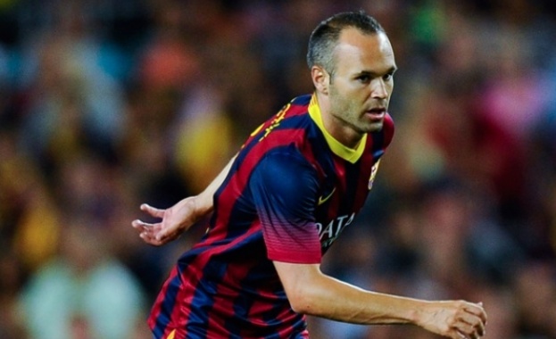 Иниеста подписа нов договор с Барселона 