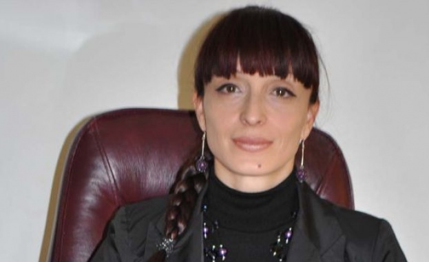 Лидерка на ГЕРБ заплашва съпартийци 