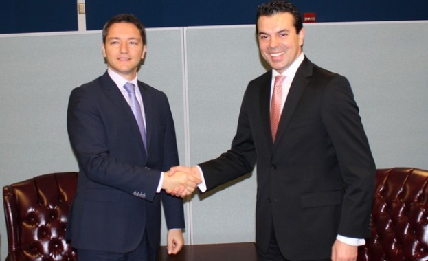 Вигенин и Венизелос играха сиртаки