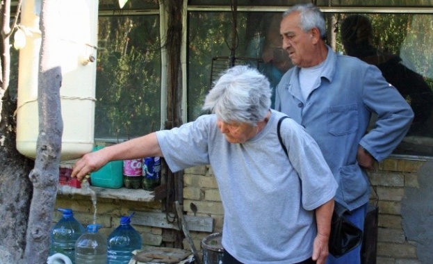 Жителите на Омуртаг блокират пътя София-Варна