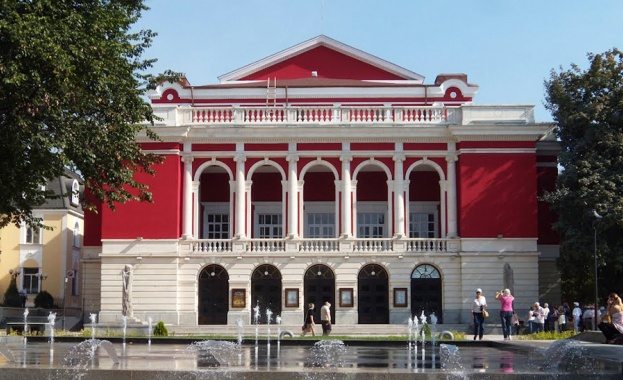 Изгоря част от реквизита на Русенската опера