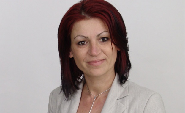 Червена депутатка лъсна в списъка с неизрядни длъжници