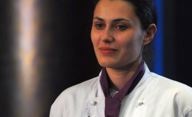 Шеф Сидония Радева приготвя специалитети с ракия