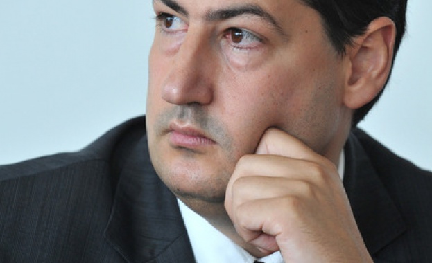 Очакват Тотев на сесията за бюджета