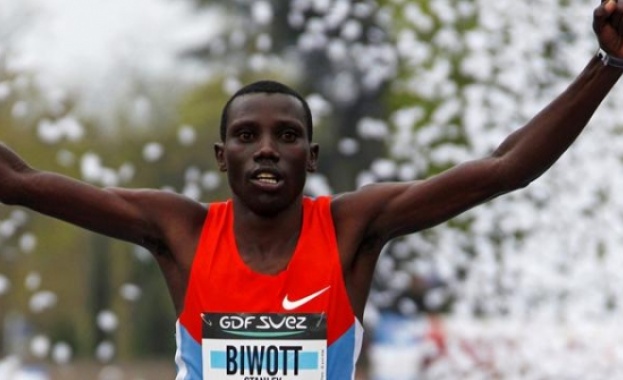 Винсънт Кипруто спечели маратона във Франкфурт 