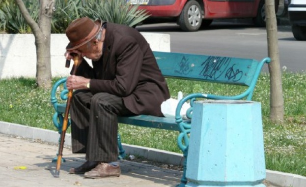 1 милион българи ще получат добавка към пенсиите  
