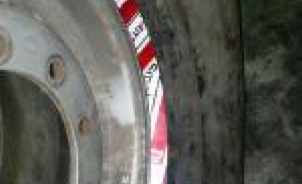 Контрабандни цигари в резервна гума откриха на митница Дунав мост