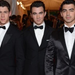"Jonas Brothers"  се разделиха 