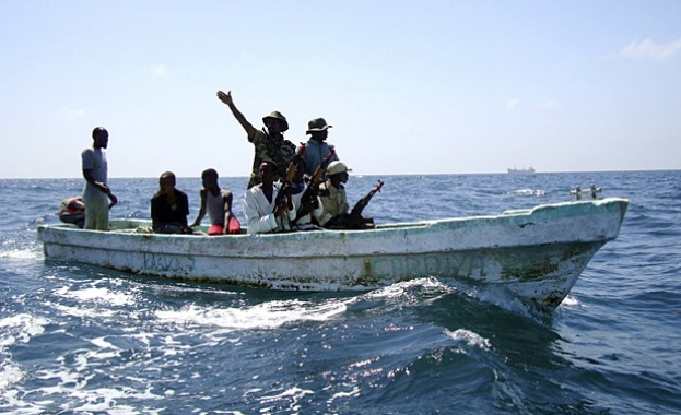 Още един кораб е бил отвлечен близо до бреговете на