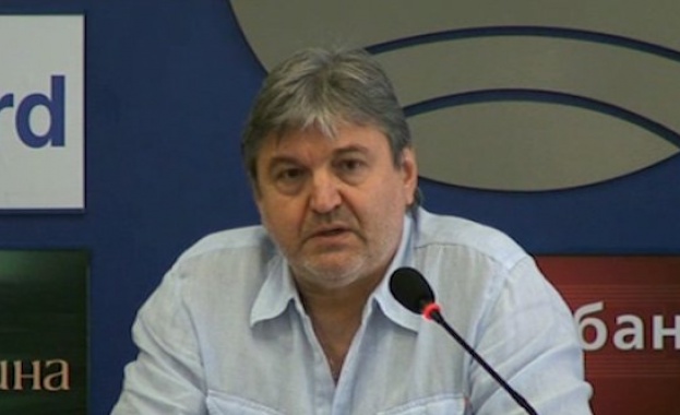 Блъсков: Да оставим Пеевски да демонстрира качествата си