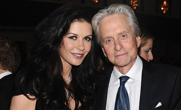 Майкъл Дъглас и Катрин Зита-Джоунс подновяват брачните си клетви