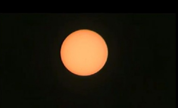 Гледай на живо последното за годината слънчево затъмнение