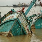 Четирима души загинаха при потъването на лодка с мигранти край гръцкия остров Самос