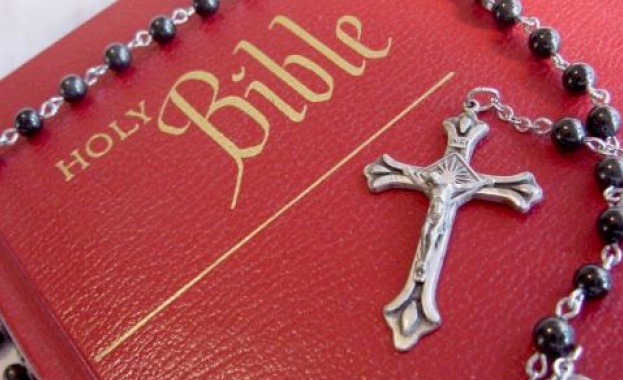 Учени повярваха в Библията