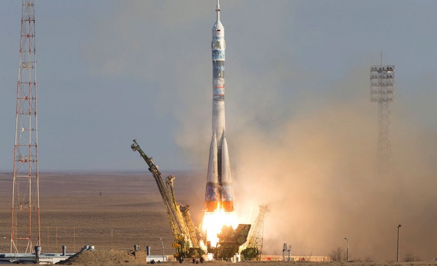 Олимпийският огън излетя в космоса /снимки и видео/