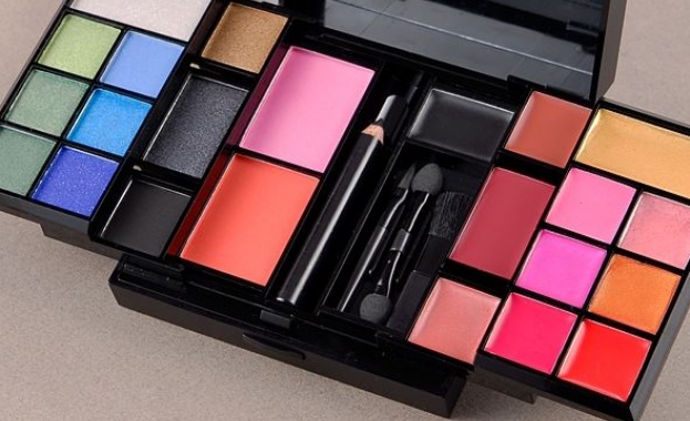 Спипаха контрабандна козметика на „Капитан Андреево” 