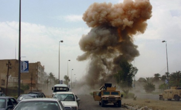 Експлозия пред консулството на САЩ в Ирак /обновена/