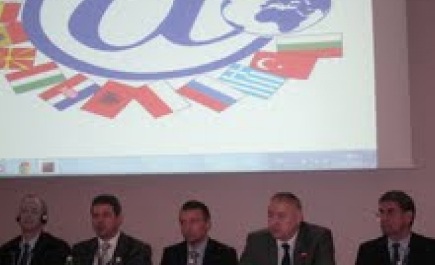 Атакуват ни предимно червеи и троянци, по-малко вируси 